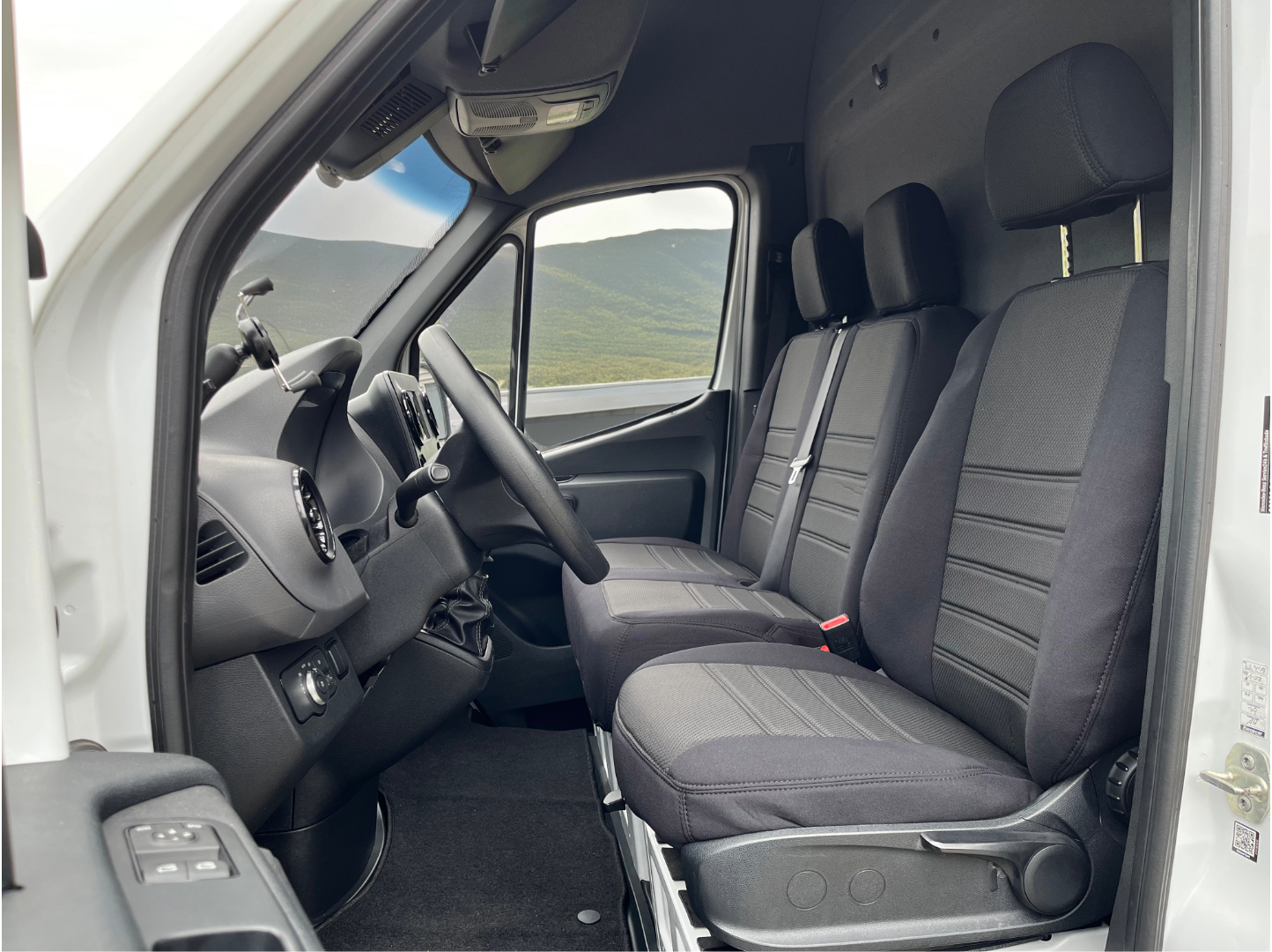 Pokrowce na fotele Ford E-Transit Courier 2024+ z tkaniny