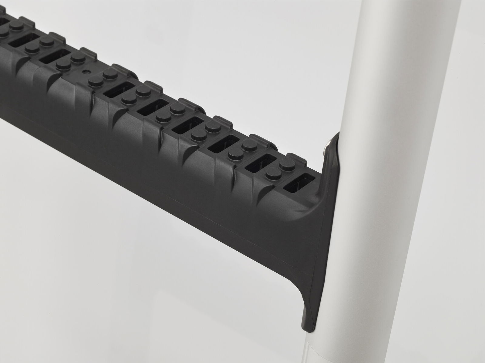 Hecktürleiter aus Aluminium Mercedes Sprinter 2018+ | Rhino