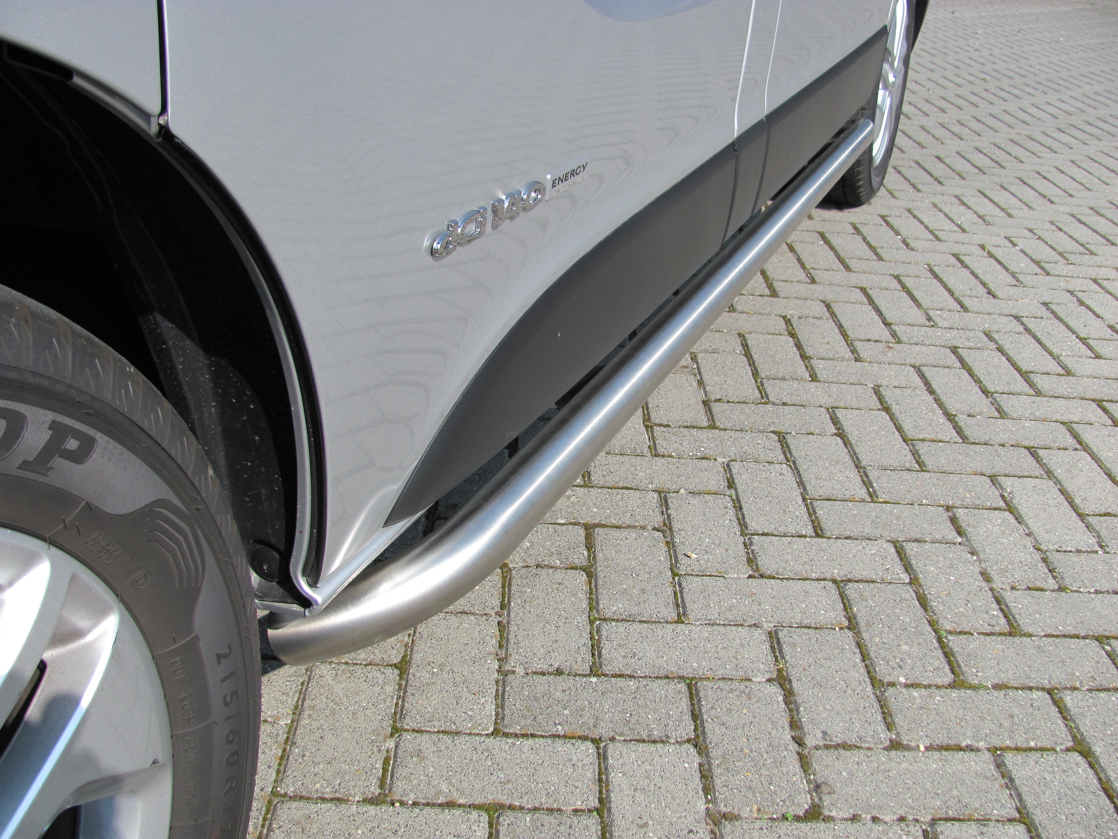 Barres latérales de protection bas de caisse pour Renault Trafic 2001-2014