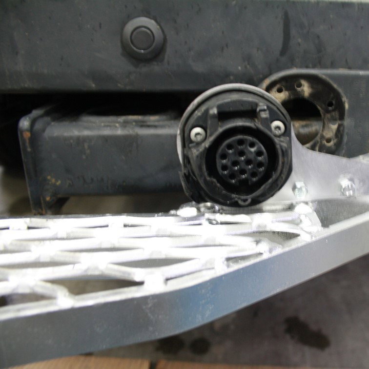 Marchepied papillon pour Nissan Interstar 2022+