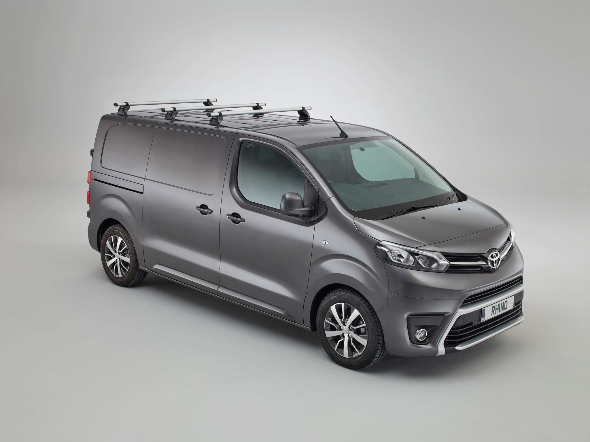 Aluminium Dachträger Opel Vivaro 2019+ | Rhino