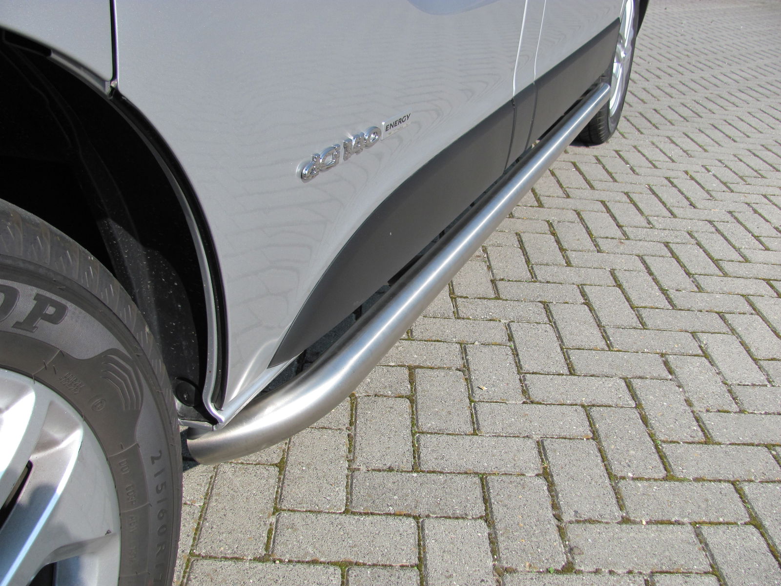 Barres latérales de protection bas de caisse pour Opel Vivaro 2001-2014