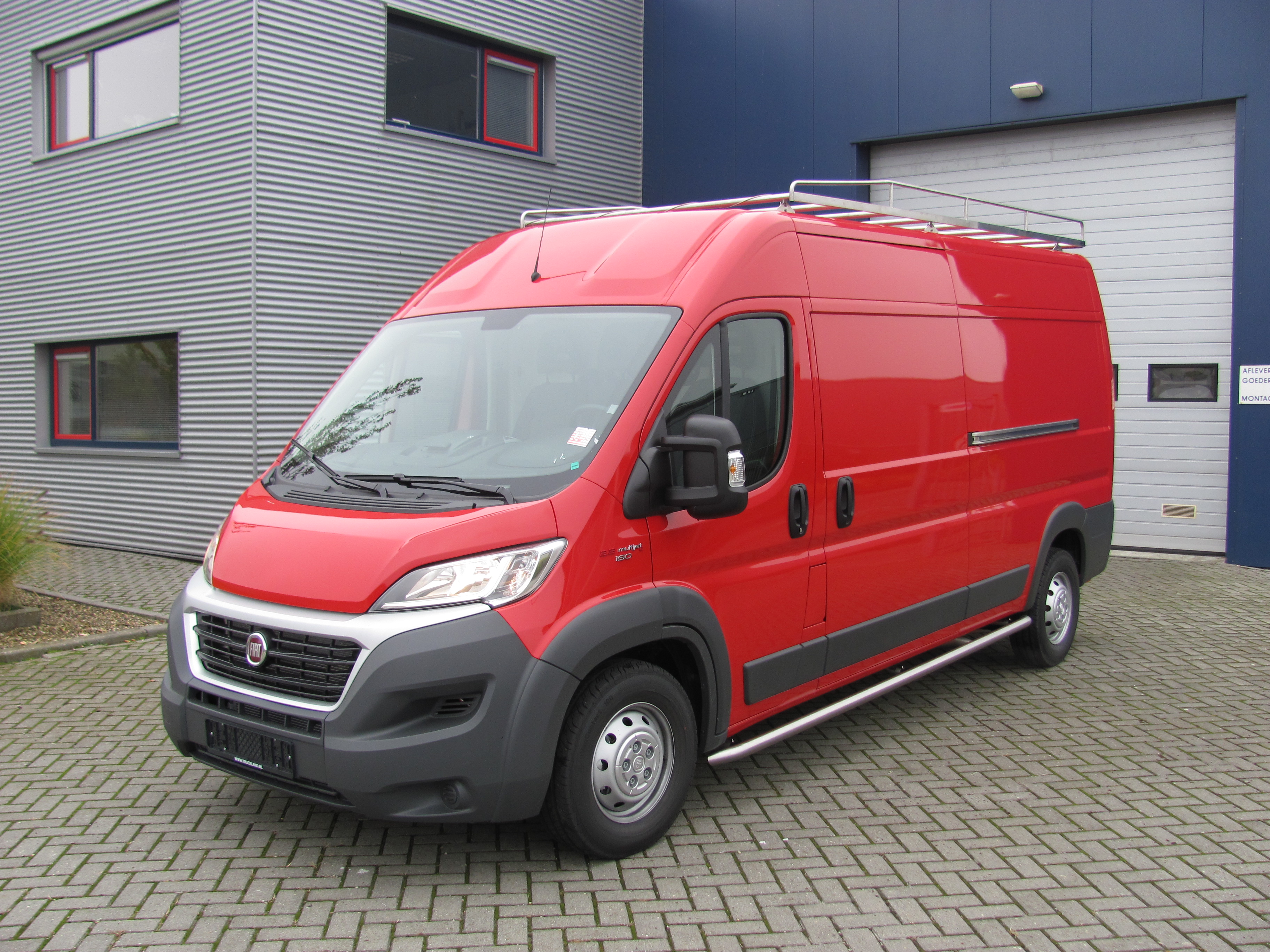 Barres latérales de protection bas de caisse pour Opel Movano 2021+