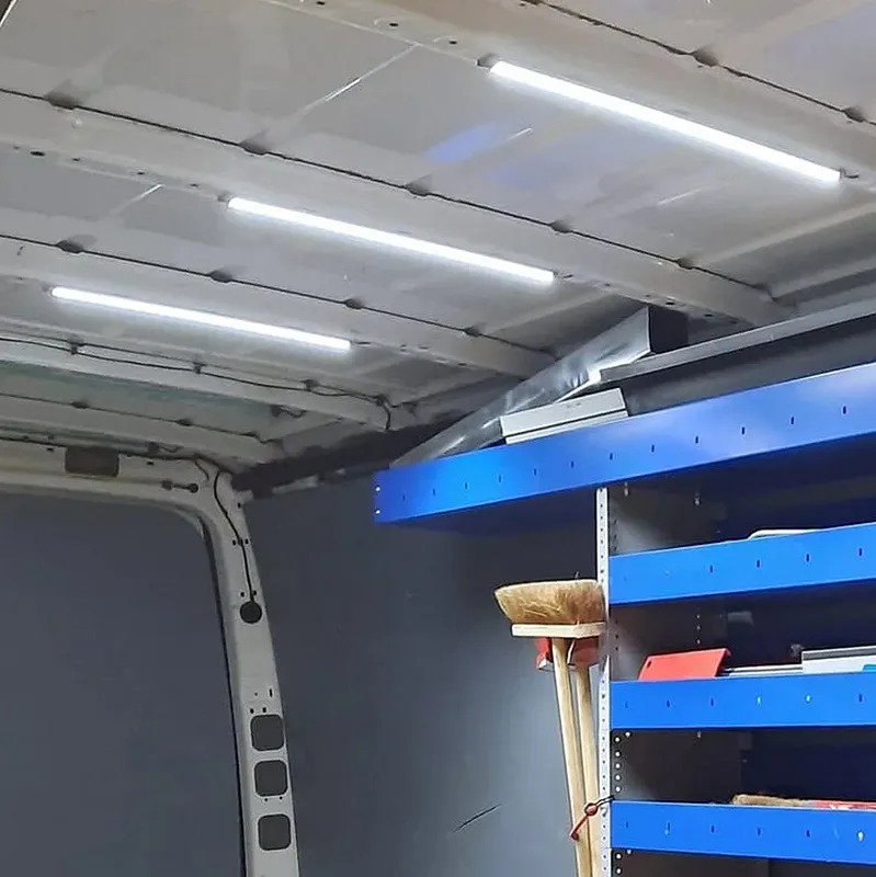 Rampe d'éclairage LED espace de chargement 50 cm - 72 LEDS