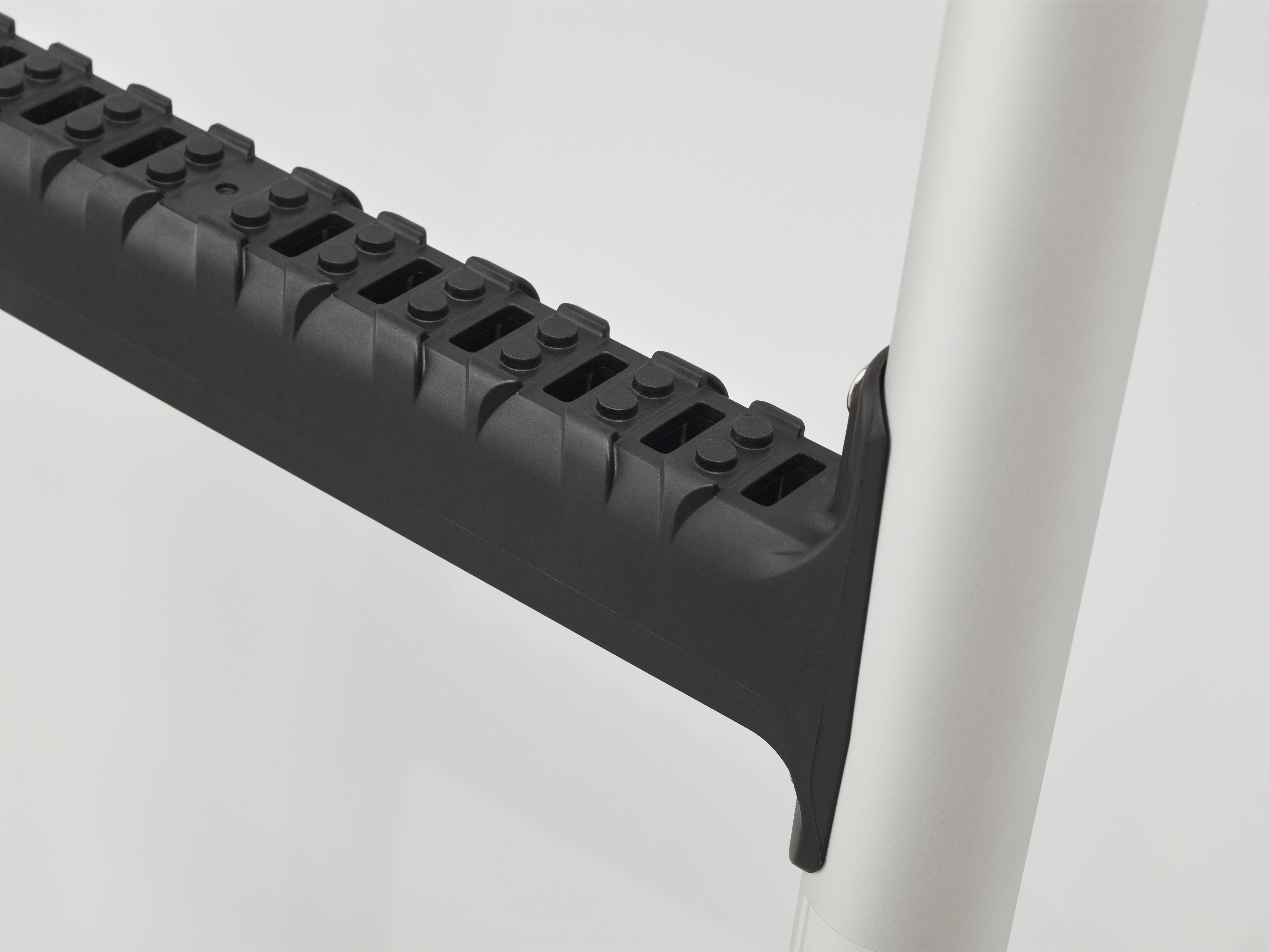 Hecktürleiter aus Aluminium Volkswagen Crafter 2017+ | Rhino