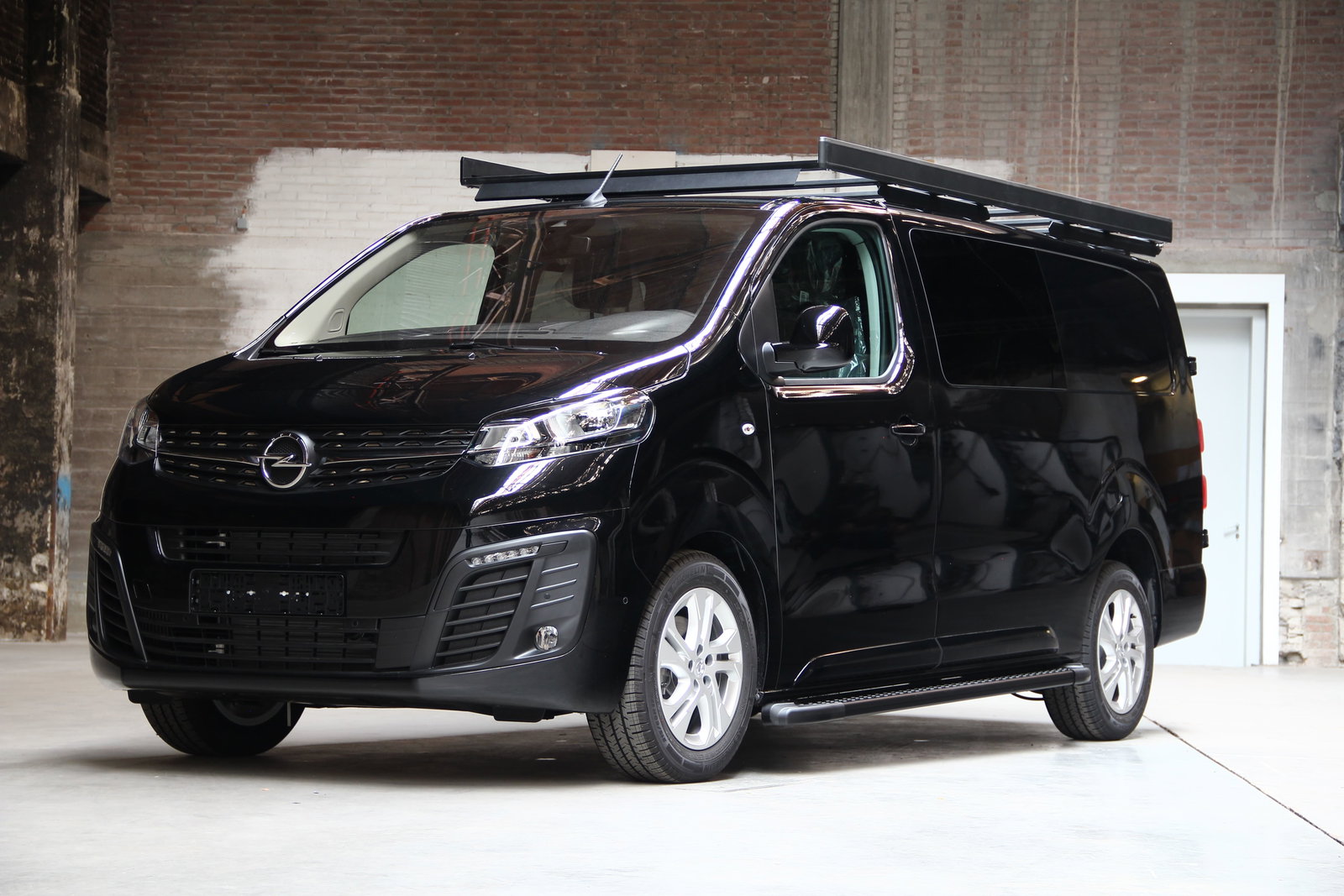 Paire de marchepieds latéraux Citroen ë-Jumpy 2020+