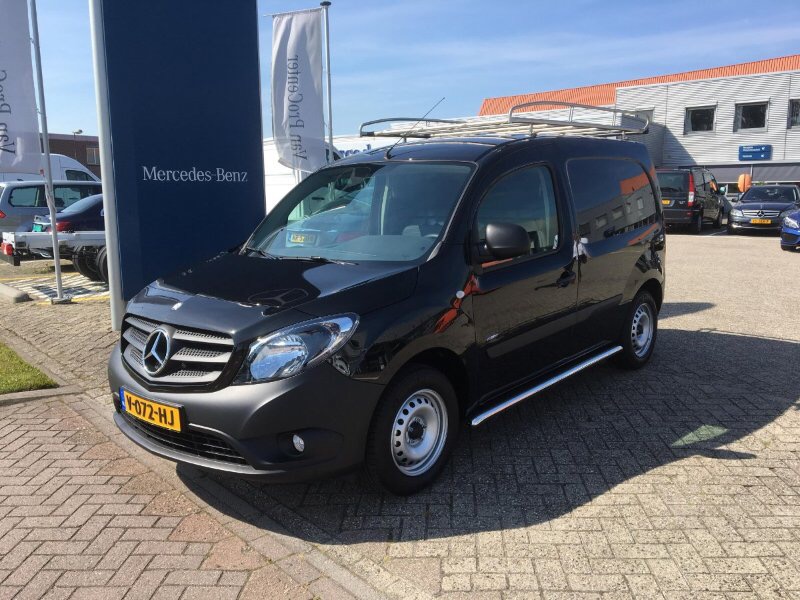 Barres latérales de protection bas de caisse pour Mercedes Citan 2021+
